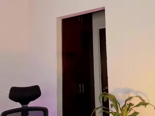 Gimme your soul.'s Live Sex Cam Show