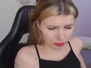 AleksaKeller's Live Sex Cam Show