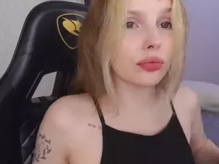 AleksaKeller's Live Sex Cam Show