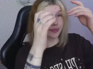 AleksaKeller's Live Sex Cam Show