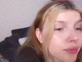AleksaKeller's Live Sex Cam Show