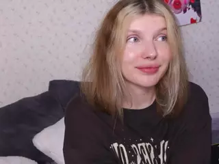 AleksaKeller's Live Sex Cam Show