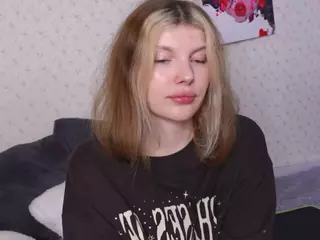 AleksaKeller's Live Sex Cam Show