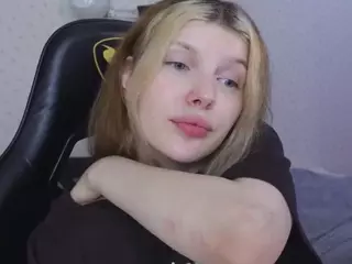 AleksaKeller's Live Sex Cam Show