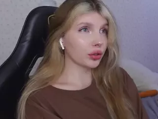 AleksaKeller's Live Sex Cam Show