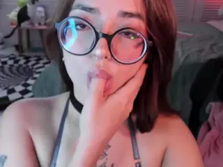Jenna-bluee's Live Sex Cam Show