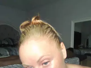 MsHunnyBunnyy's Live Sex Cam Show