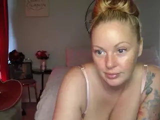 MsHunnyBunnyy's Live Sex Cam Show