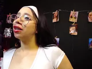 valentinaswallow's Live Sex Cam Show