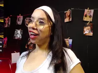 valentinaswallow's Live Sex Cam Show