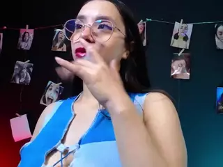 valentinaswallow's Live Sex Cam Show