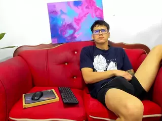 kiindred's Live Sex Cam Show