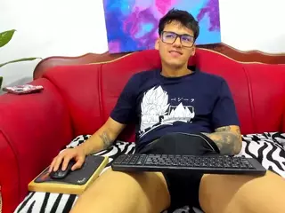 kiindred's Live Sex Cam Show