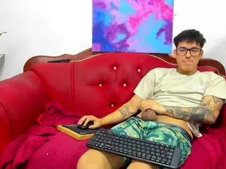 kiindred's Live Sex Cam Show