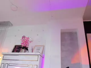 Charlotteeyork's Live Sex Cam Show