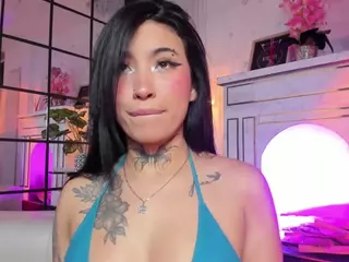Charlotteeyork's Live Sex Cam Show