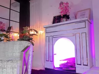 Charlotteeyork's Live Sex Cam Show