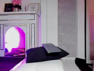 Charlotteeyork's Live Sex Cam Show