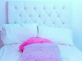 leahcollins's Live Sex Cam Show