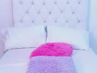leahcollins's Live Sex Cam Show
