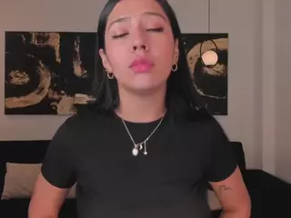 lilawest's Live Sex Cam Show