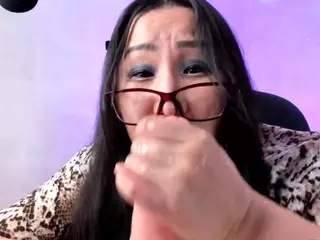 wethoneybee's Live Sex Cam Show