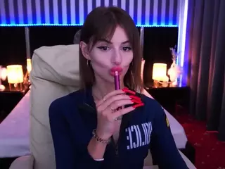 LiliDanger's Live Sex Cam Show