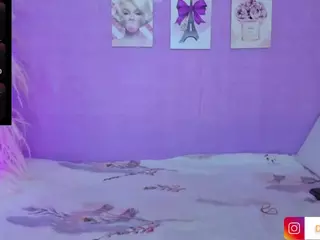 Dakotta Johanson's Live Sex Cam Show