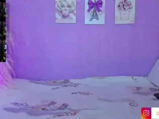 Dakotta Johanson's Live Sex Cam Show