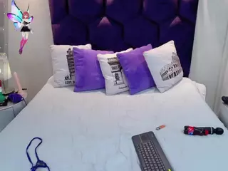 Gin's Live Sex Cam Show
