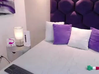 Gin's Live Sex Cam Show