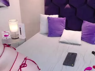 Gin's Live Sex Cam Show