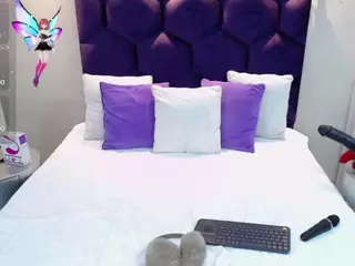 Gin's Live Sex Cam Show