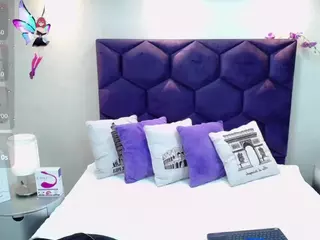 Gin's Live Sex Cam Show