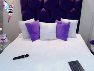 Gin's Live Sex Cam Show