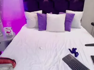 Gin's Live Sex Cam Show