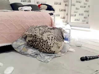 sweetdaiana23's Live Sex Cam Show