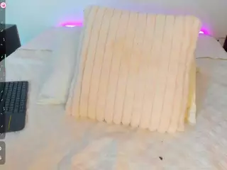 Tracy-lambo's Live Sex Cam Show