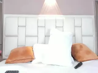 Ahincale's Live Sex Cam Show