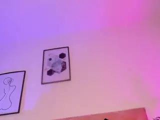 EMMA FERNANDEZ's Live Sex Cam Show