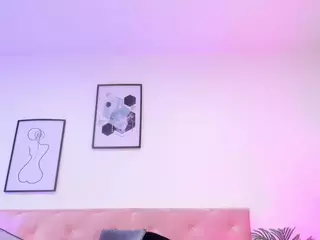 EMMA FERNANDEZ's Live Sex Cam Show