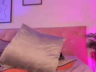 EMMA FERNANDEZ's Live Sex Cam Show