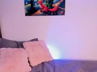 EMMA FERNANDEZ's Live Sex Cam Show