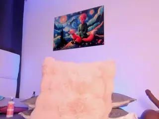 EMMA FERNANDEZ's Live Sex Cam Show