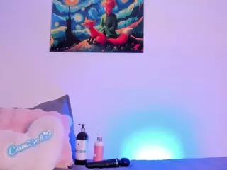 EMMA FERNANDEZ's Live Sex Cam Show