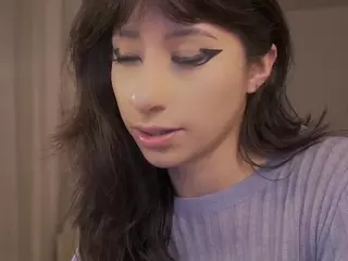 kazumiluna60's Live Sex Cam Show