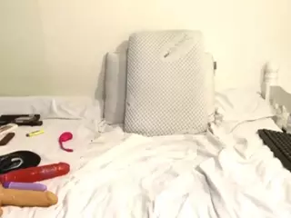 Genuine Woman's Live Sex Cam Show