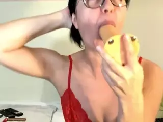 Genuine Woman's Live Sex Cam Show