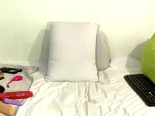 Genuine Woman's Live Sex Cam Show