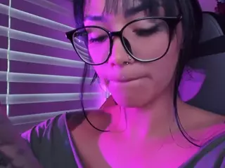 Alice-rausing's Live Sex Cam Show